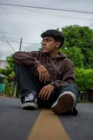 Diego L., 22 años, Piura